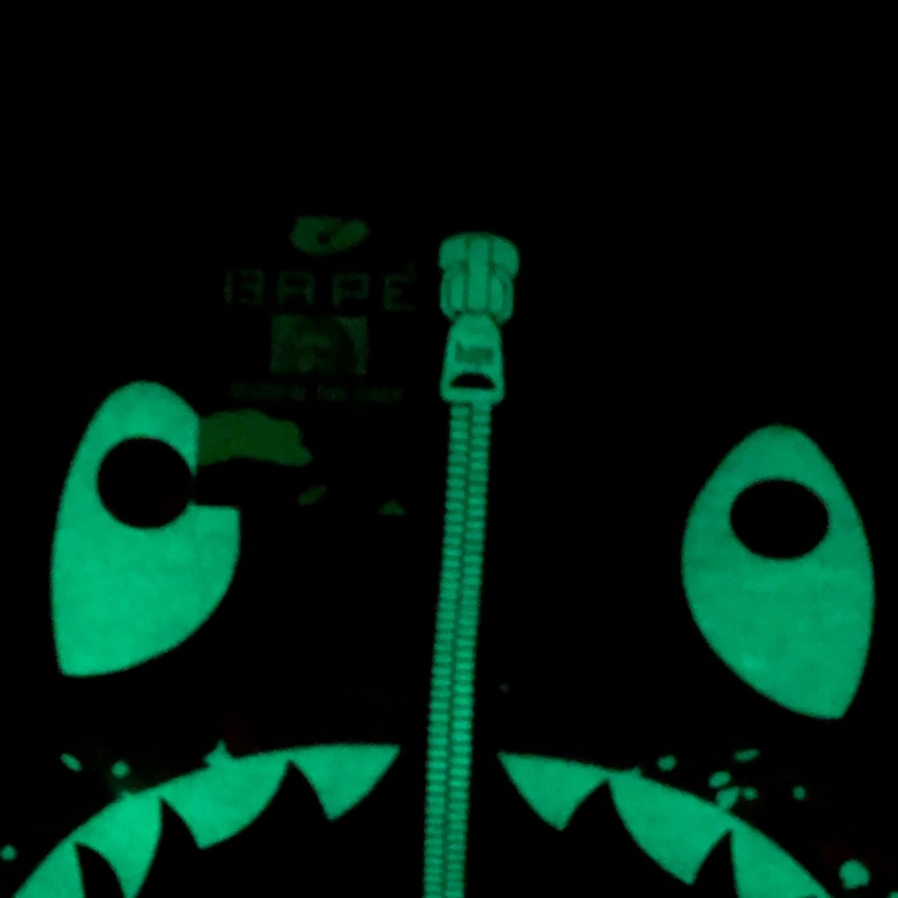 Bape space camo long sleeve shark. - Picture 6 of 6